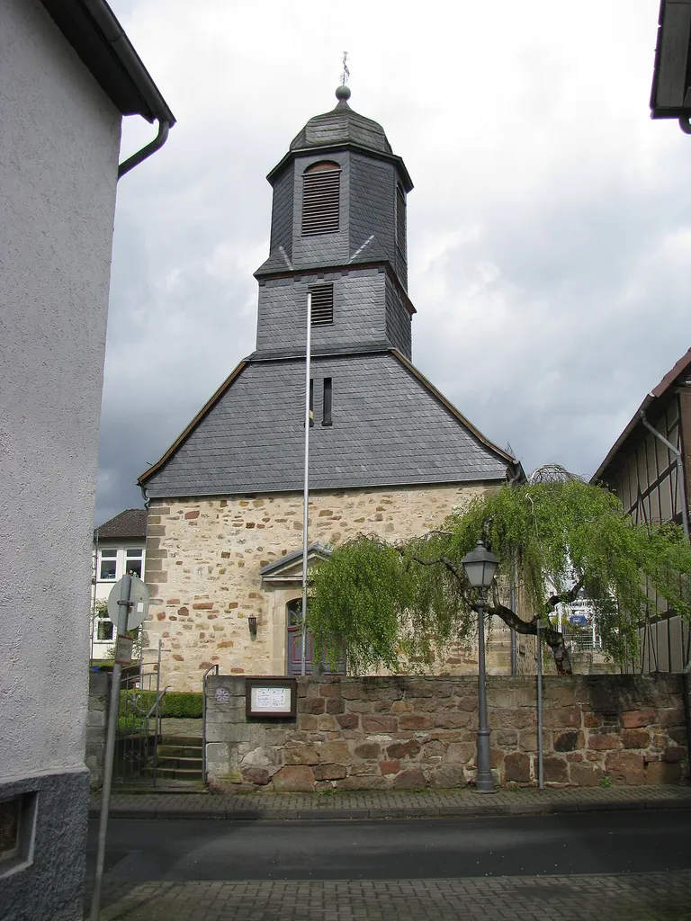 die Kirche in Fuldabrück-Bergshausen, Kasseler Straße 16