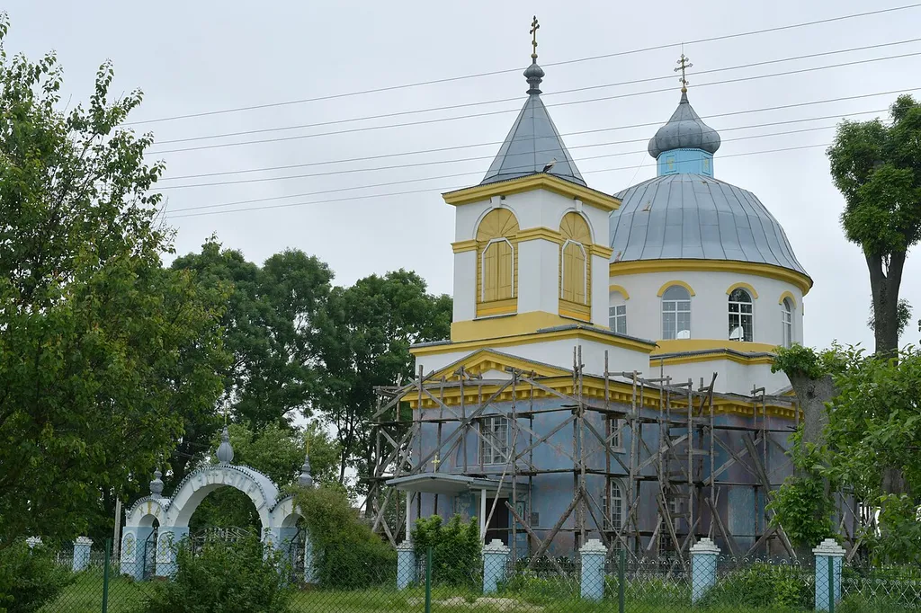 Миколаївська церква (мур.) (1856 рік) - вигляд з південного заходу - Осекрів (вул. Відродження) Турійський район Волинська область Україна