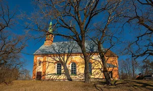 Piņķi St. Anne Lutheran Church in Klīves