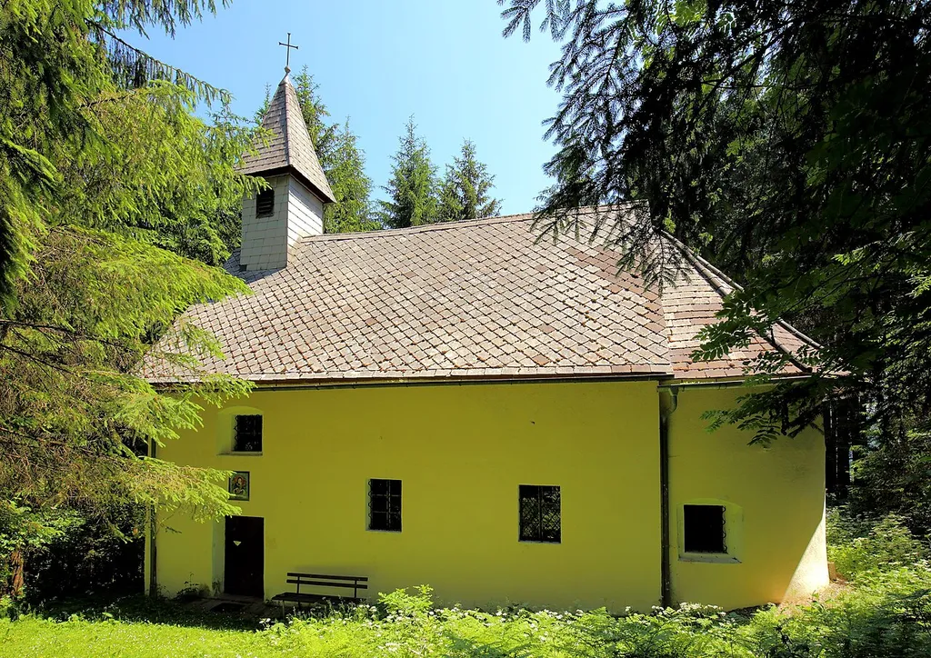 Die Schutzengelkirche, auch Schachenkirche bezeichnet, nächst Unterfarrach 20 in der österreichischen Marktgemeinde Seckau im steirischen Bezirk Murtal.