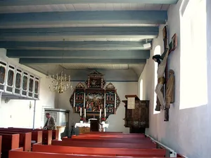 Kirche mit Ausstattung