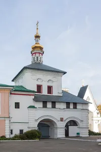 Gate church at Nikolo-Perervinsky Monastery