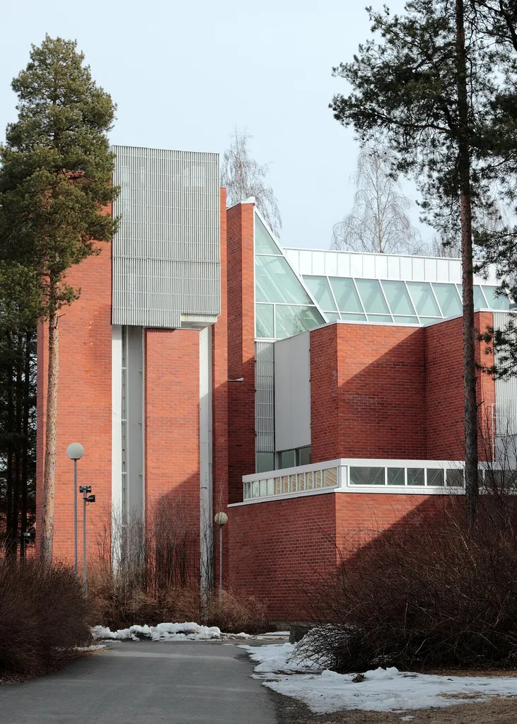 St. Thomas Church in Puolivälinkangas, Oulu.