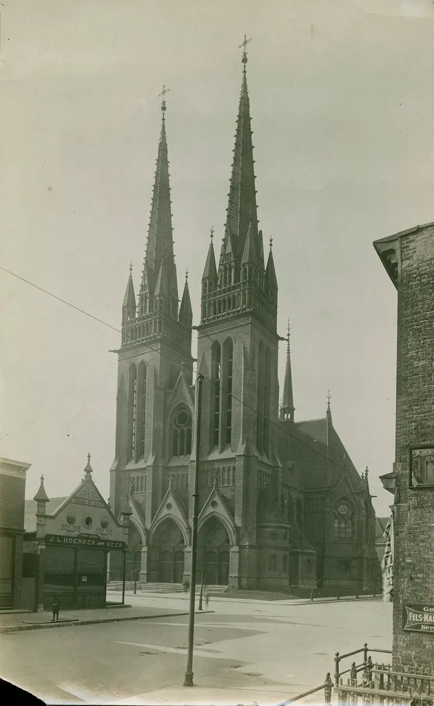 " St. Paul Church, Hoyne and 22nd Place"--Photograph verso.