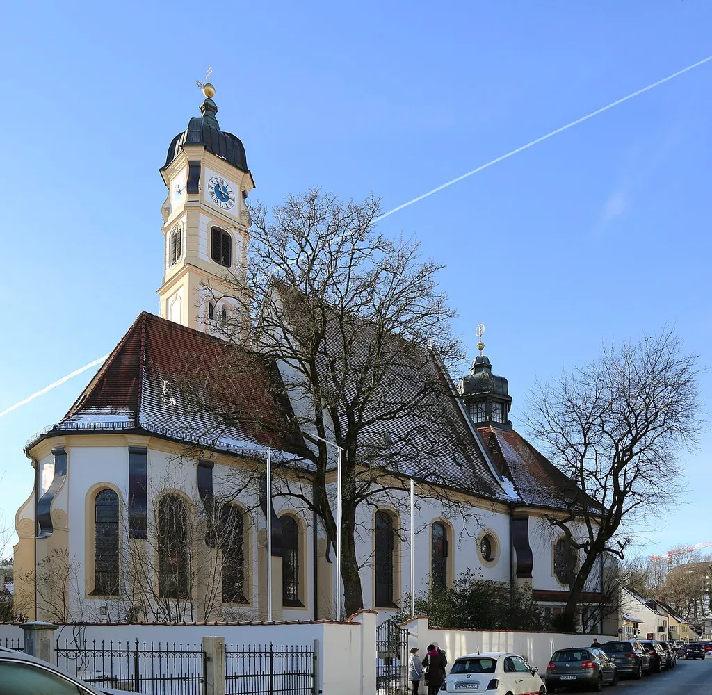 Maria Thalkirchen, Nordfassade