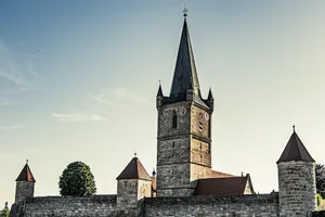 Kirchenburg Geburt Mariens und Katharina