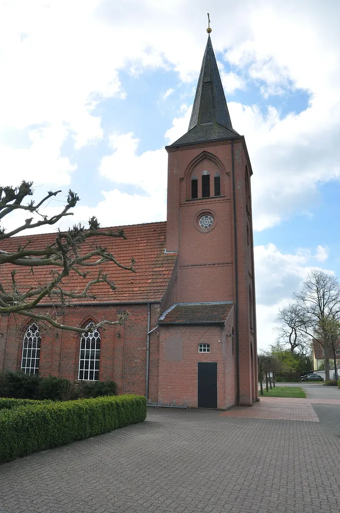 Tarmstedt ist eine Gemeinde und der Verwaltungssitz der gleichnamigen Samtgemeinde Tarmstedt im Landkreis Rotenburg (Wümme) in Niedersachsen.