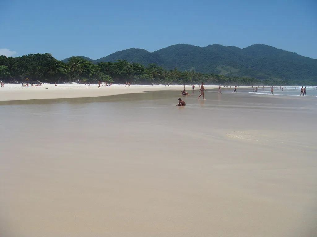 Lopes Mendes beach in Ilha Grande, Brazil