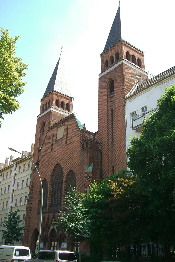 Paul-Gerhardt-Kirche in Berlin, Prenzlauer Berg, Wisbyer Straße