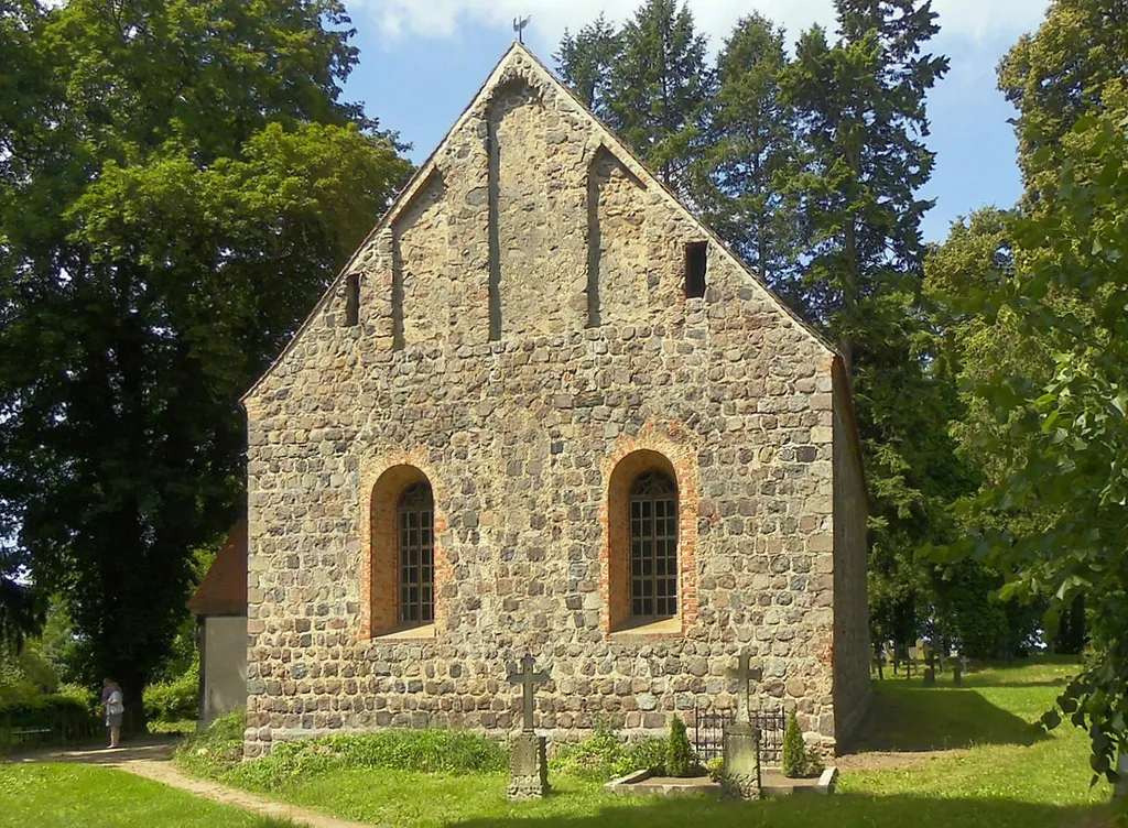 Dorfkirche in Thomsdorf, Gemeinde Boitzenburger Land, Landkreis Uckermark, Deutschland