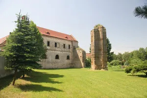 Church ruin in Klášterní Skalice