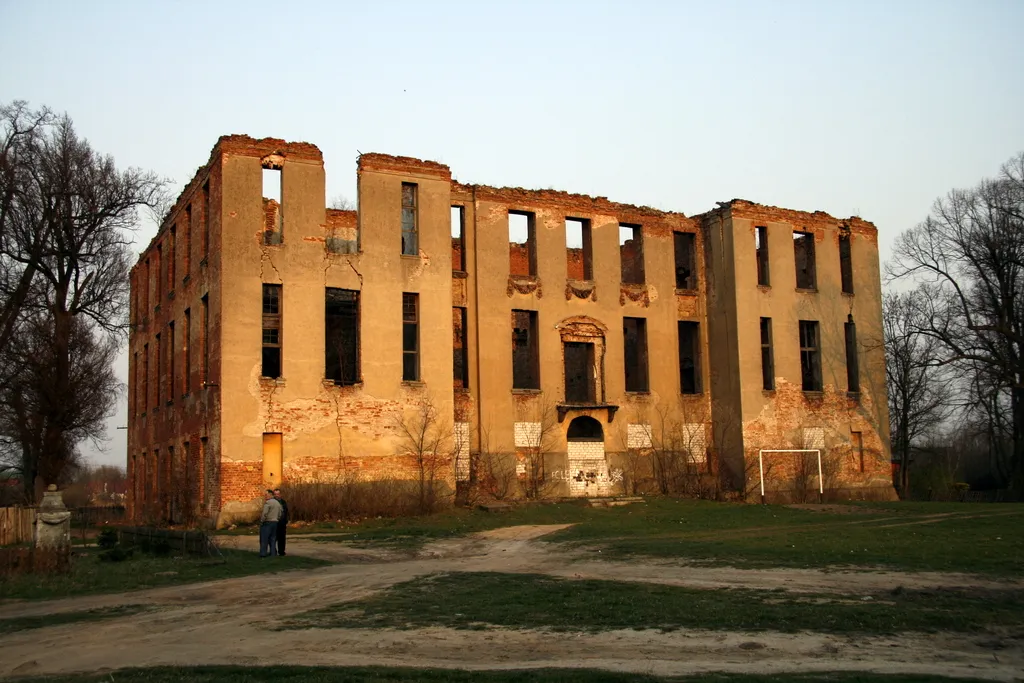 Ruins of the Sonnenburg castle of the Johanniterorder, Słońsk, Poland
