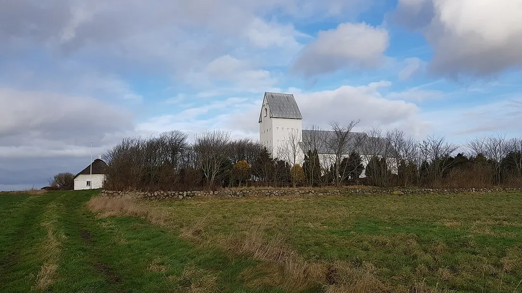 Sneum Kirke set fra syd