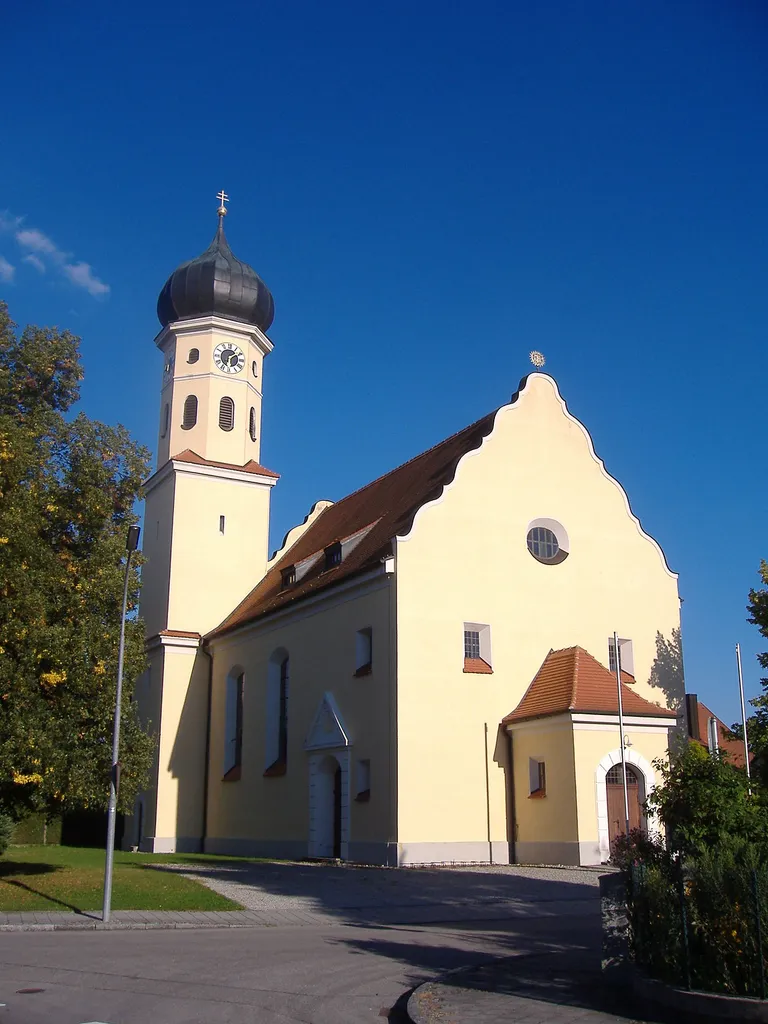 Die Marienkirche im Ingolstädter Stadtteil Hundszell