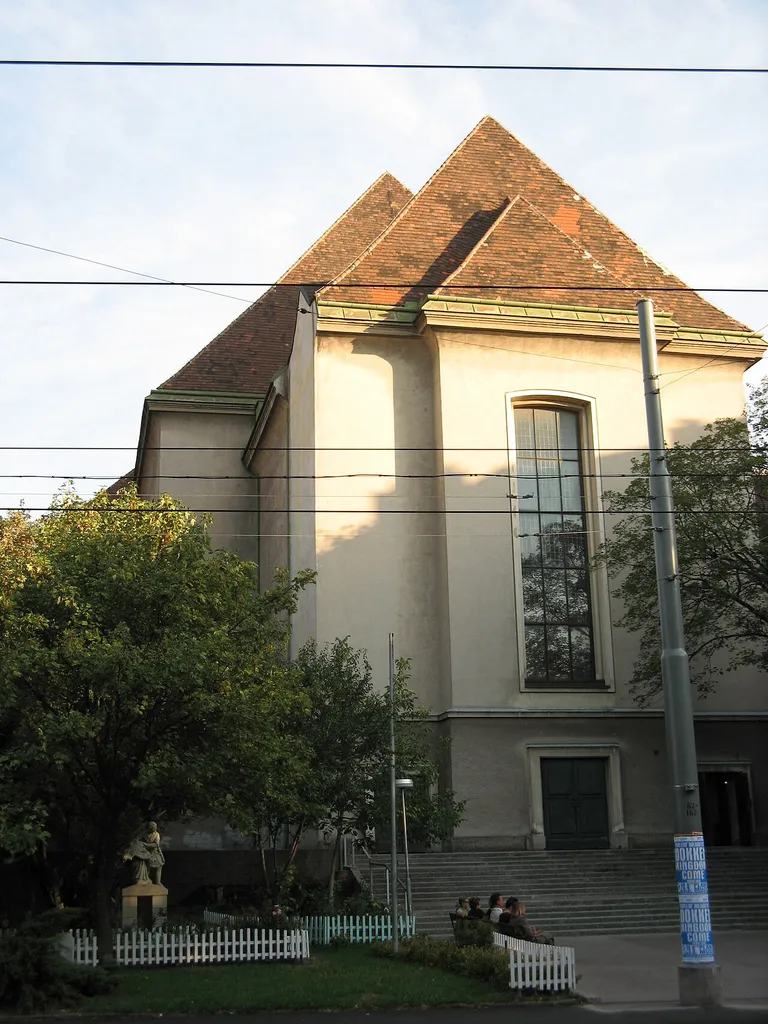 Pfarrkirche Maria Empfängnis (1949-53) von Helene Koller-Buchwieser und Hans Steineder in Wien-Meidling