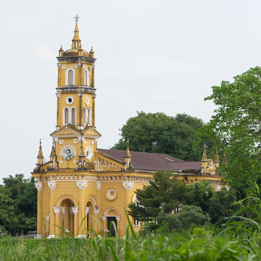 This is a photo of a monument in Thailand identified by the ID