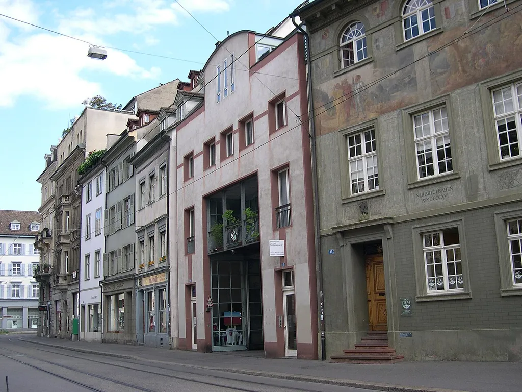 Basel, Toreingang zum Feuerwehrmuseum in der Spalenvorstadt