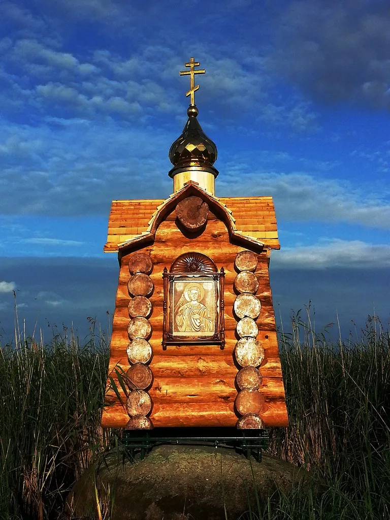 Chapel-memorial on the stone in the lake Peipus at Kobylie Gorodishe devoted to Tryphon, Respicius, and Nympha.