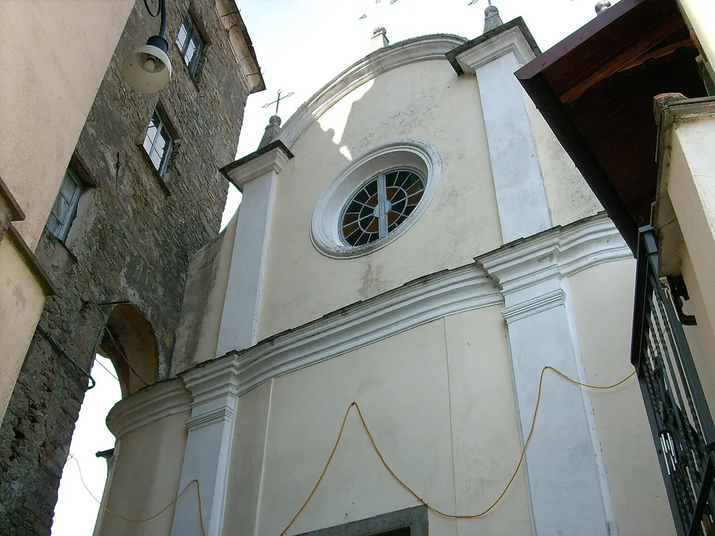 Chiesa di Beverino Castello, Liguria, Italia