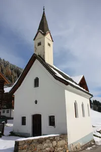 Mattling, Kath. Filialkirche hll. Ulrich und Blasius