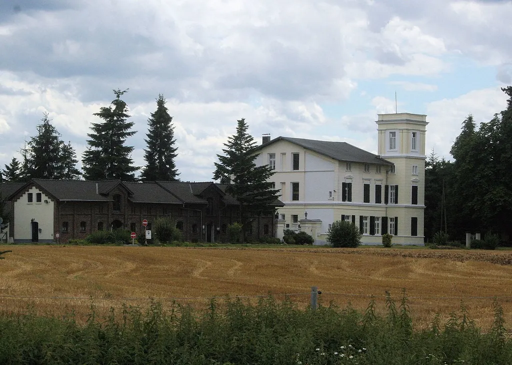 Sankt Augustin, Burg Niederpleis