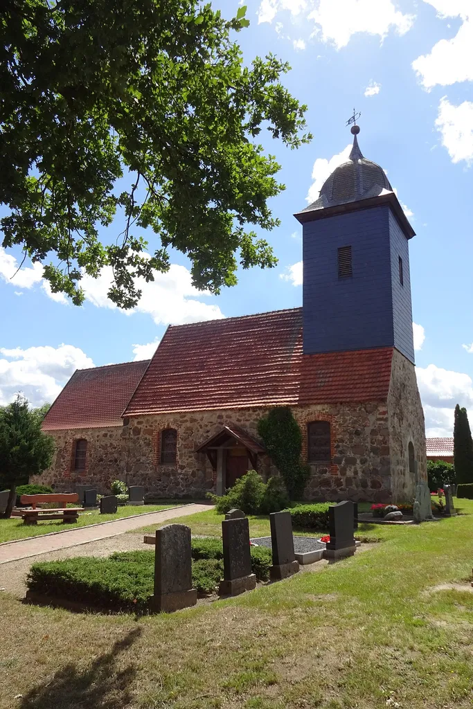 Wernstedt ist Ortsteil und Ortschaft der Stadt Kalbe (Milde) im Altmarkkreis Salzwedel in Sachsen-Anhalt,