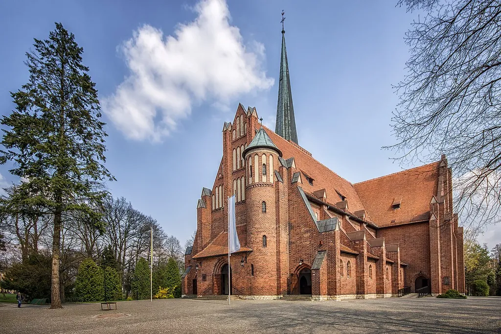 Kluczbork, Kościół Matki Bożej Wspomożenia Wiernych w Kluczborku