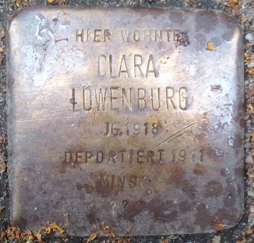 Stolperstein für Clara Löwenburg