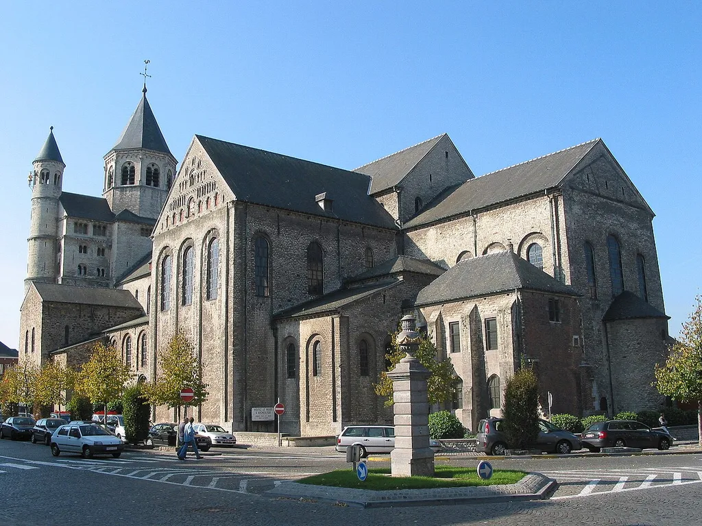 Nivelles (Belgium), the romanesque St. Getrude colegiate church (XI/XIIIth centuries).