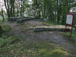 castle ruins "Schnabelburg" and other fortifications