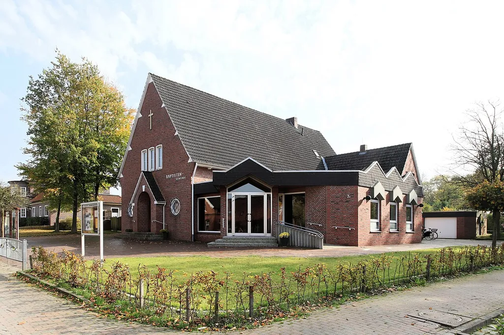 Baptistenkirche, Neue Straße in Weener