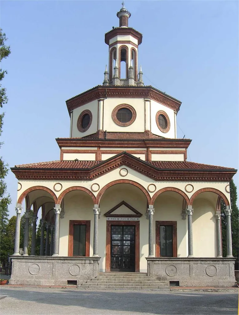 Monza chiesa del cimitero di via Ugo Foscolo
