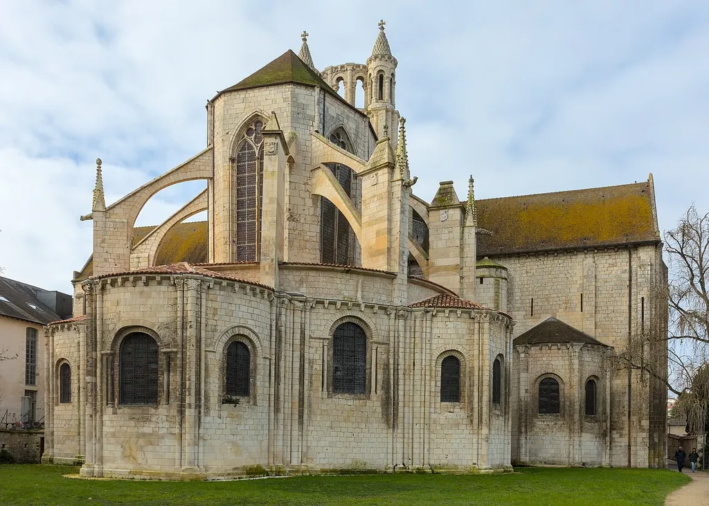 Poitiers (Vienne, France) - Saint John church - Apse