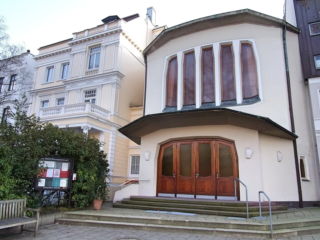 Johanneskirche Christengemeinschaft Johnsallee 15 in Rotherbaum. Das Gebäude wurde 1955 erbaut, Architekt Günter Schween.