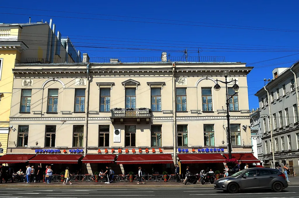 Дом жилой: проспект Невский, 40 (лицевой корпус), Центральный район, Санкт-Петербург