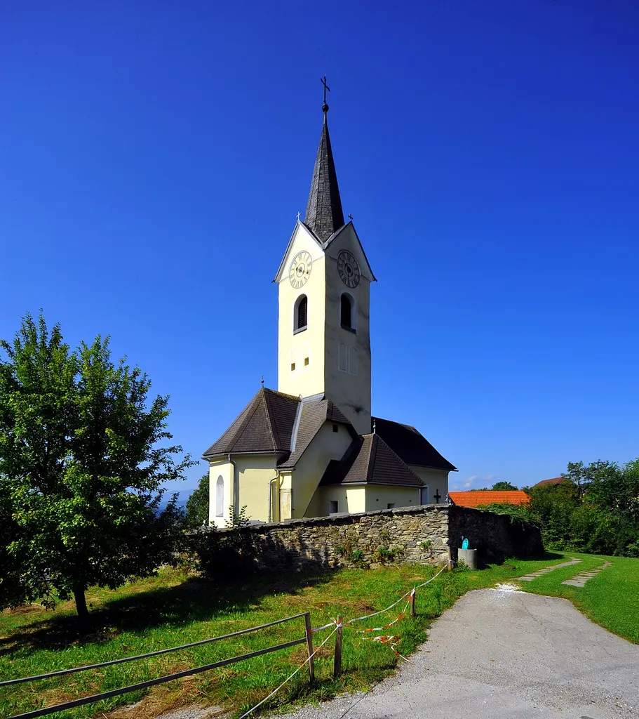 Northeast view at the subsidiary church Saint Lorence at Grossbuch with cemetery, situated in the 14th district Woelfnitz of the Carinthian capital Klagenfurt on the Lake Woerth, Carinthia, Austria