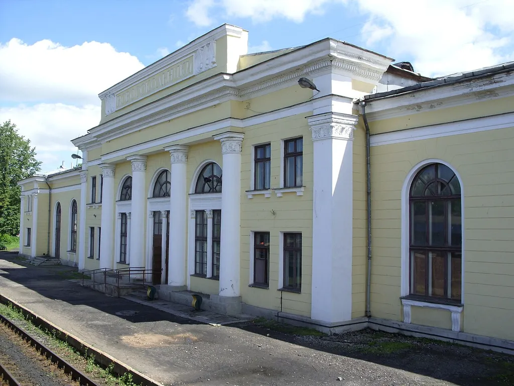 Novosokolniki_Vokzal_ijun2010-1