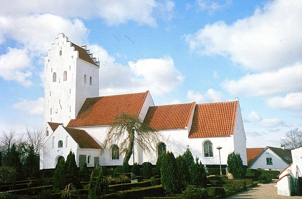 Holme-Olstrup Kirke, Holme-Olstrup, Næstved Kommune