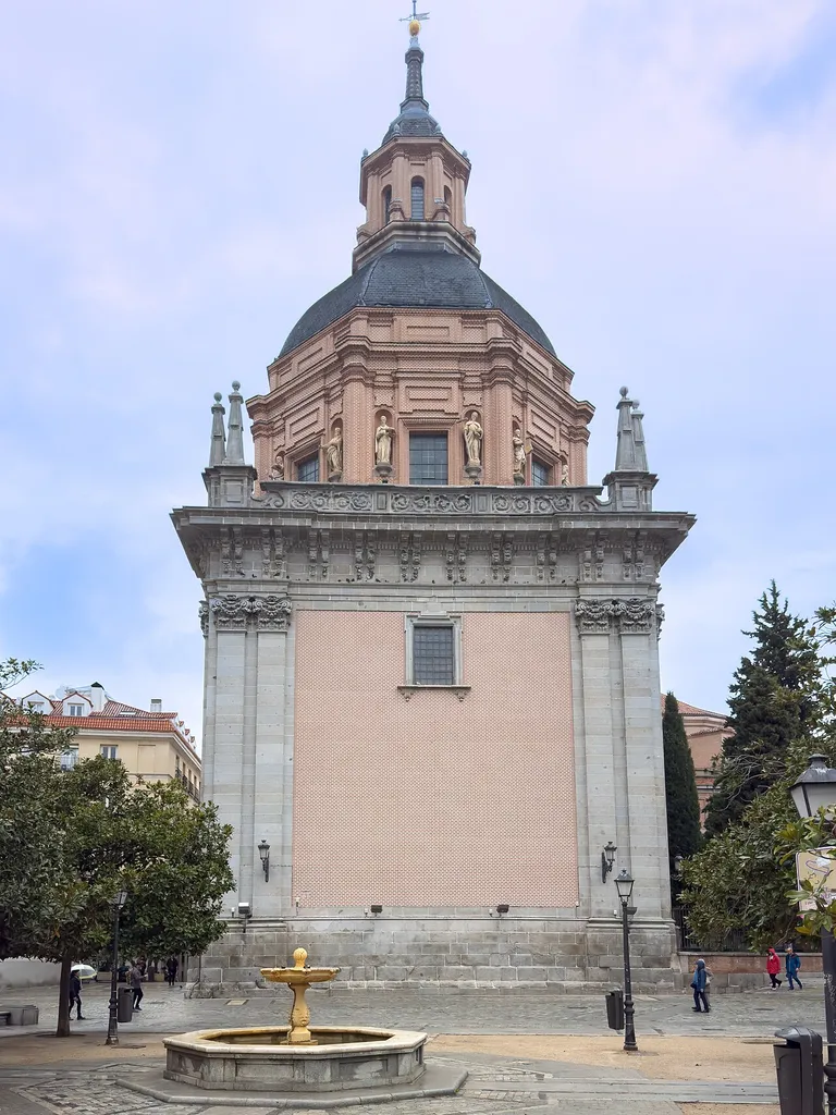 Exterior of the Church of San Andrés, Madrid