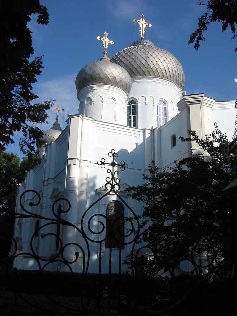 Иоанно-Усекновенский храм в Харькове. Московский патриархат.
