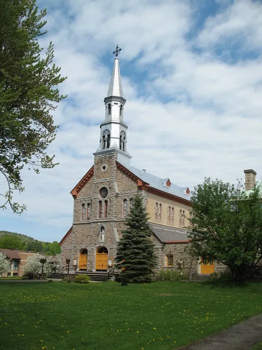 The Church of the town of Montebello in Quebec, the architect is Napoleon Bourassa