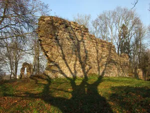 Durbe Castle ruins