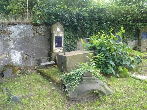 Vaclavice (Hrádek nad Nisou) hřbitov