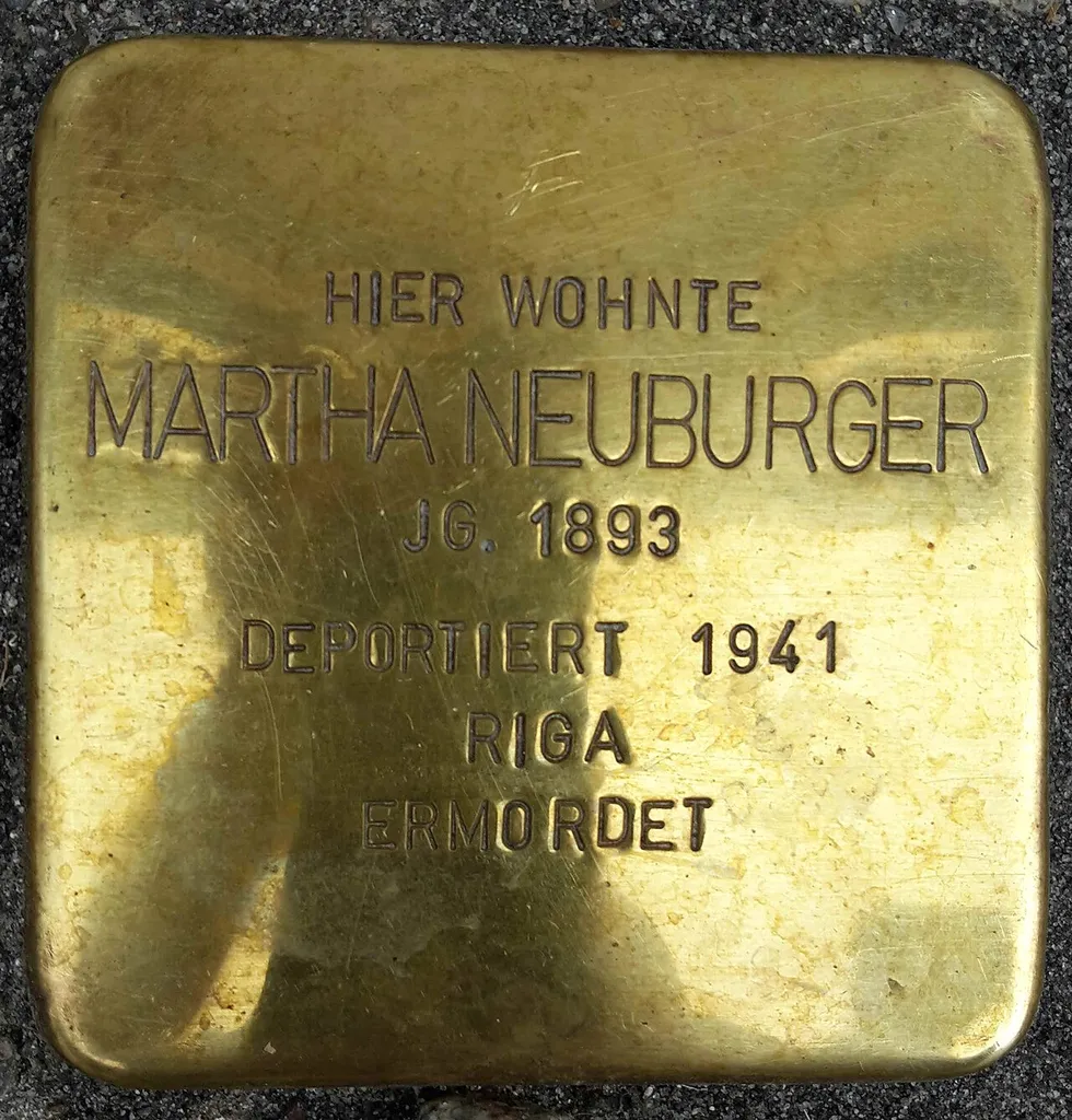 Stolperstein für Martha Neuburger