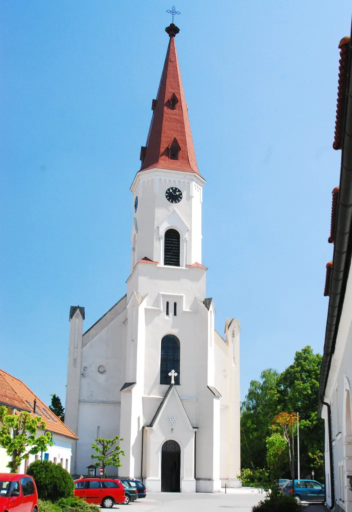 Pfarrkirche von Ebenfurth in Niederösterreich