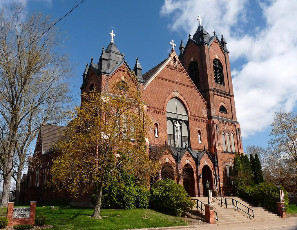 Catholic church built in Gothic Revival style in 1885. The oldest remaining church in Eau Claire, it's now listed on the National Register of Historic Places.