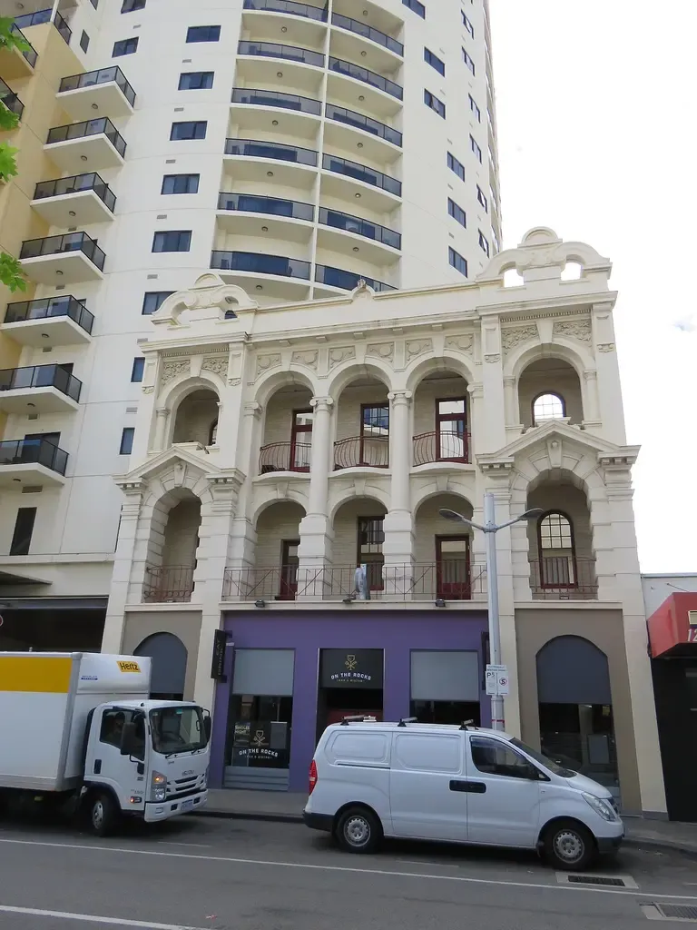 Railway Hotel, Perth