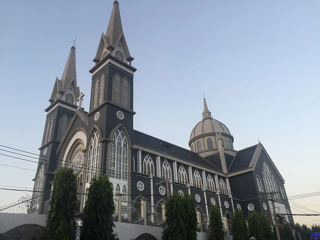 Sacred Heart Cathedral, Thu Dau Mot