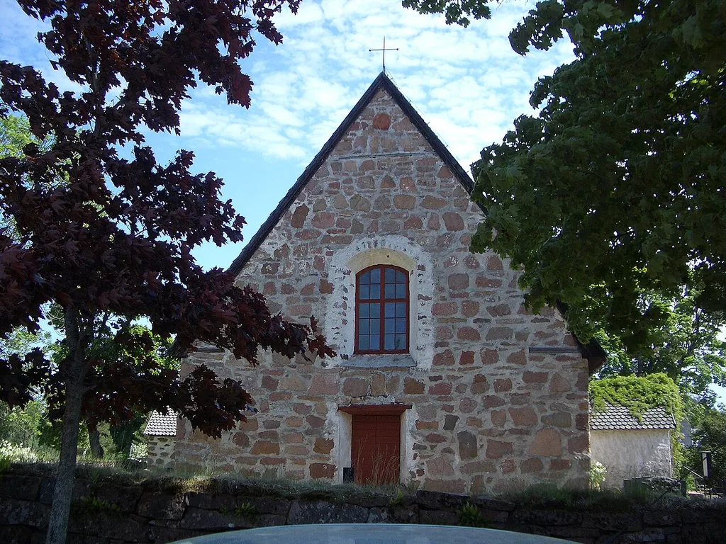 Geta kyrka i Vestergeta, Geta. Helgad åt S:t Göran, delvis uppförd på 1460-tal.