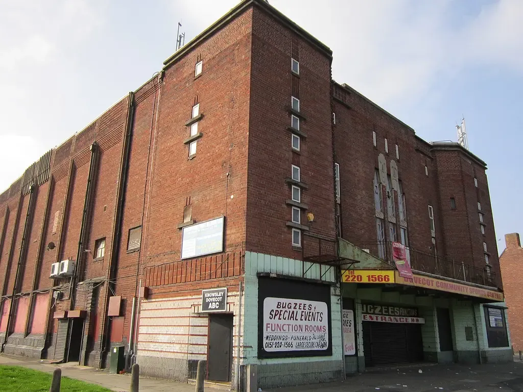 Granada Cinema, Dovecot